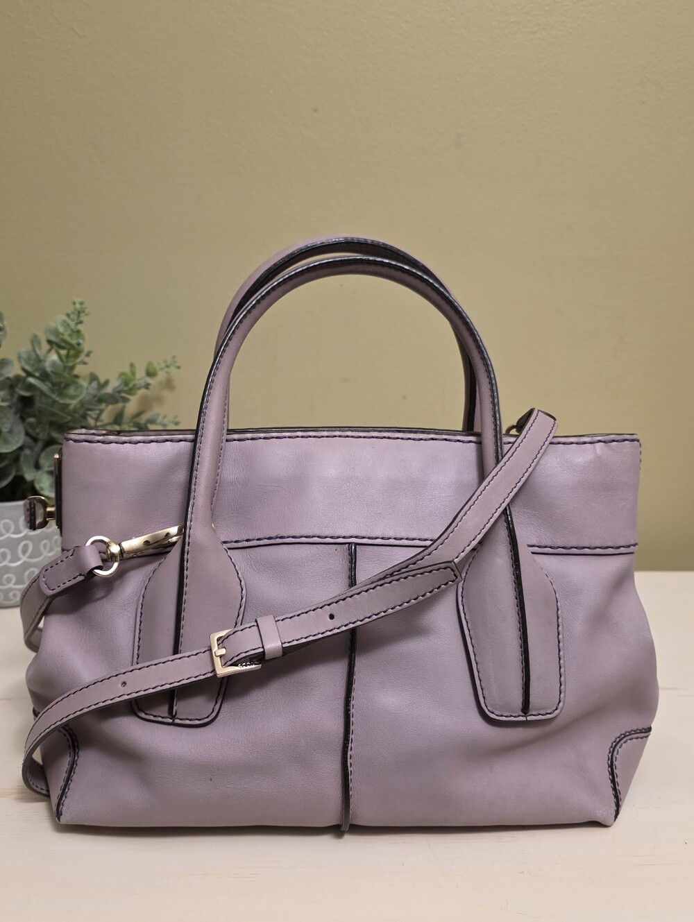 Tod's | Soft Lavender Calfskin Leather 2-Way Bag